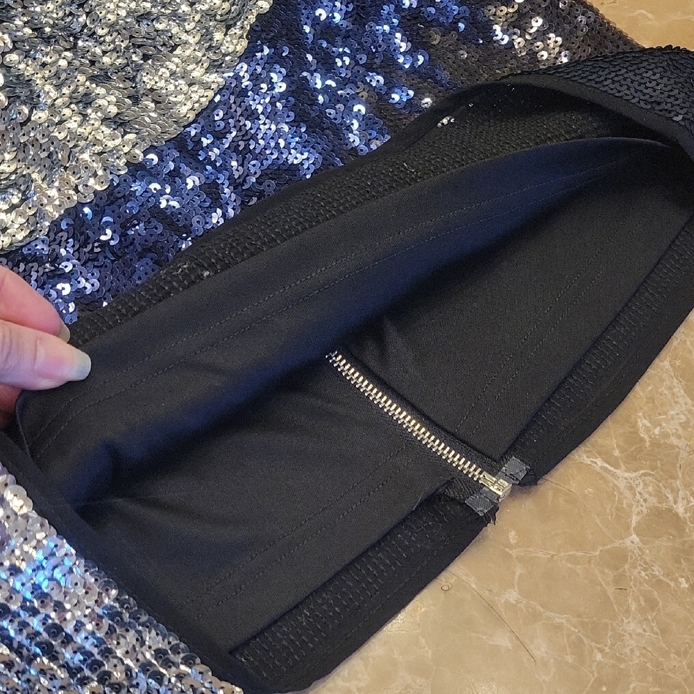 Nasty Gal Silver & Navy Sequin Colorblock Mini Skirt,  Sz 2 - Picture 6 of 12